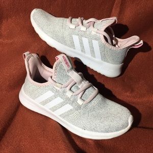 Adidas cloudform shoes Size 3.5 youth New without tags Never worn